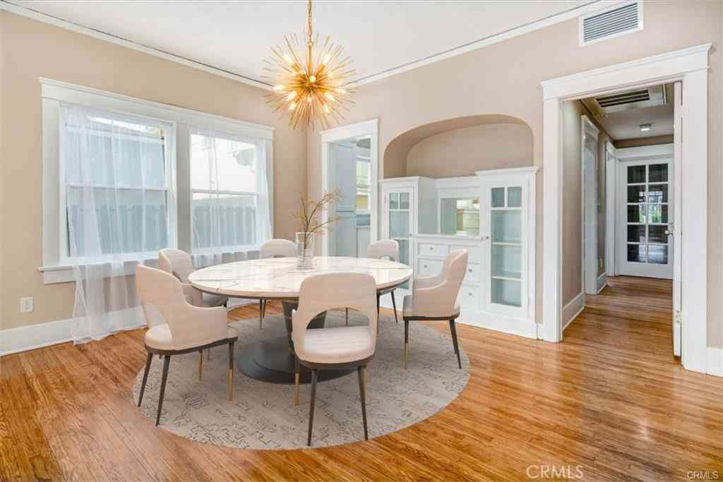 Apartment For Rent - 113 N Columbus Ave<br/> Glendale, CA 91203