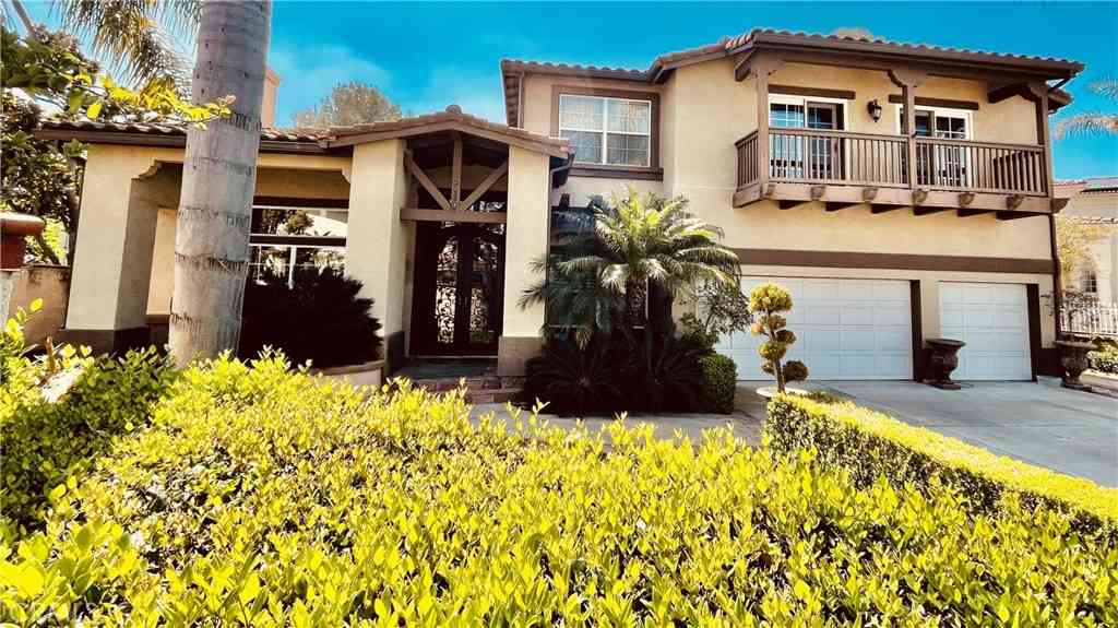 Homes For Sale - 732 S S Rosecrest Cir<br/> Anaheim Hills, CA 92808