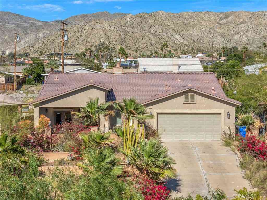 Homes For Sale - 66758 Yucca Drive<br/> Desert Hot Springs, CA 92240