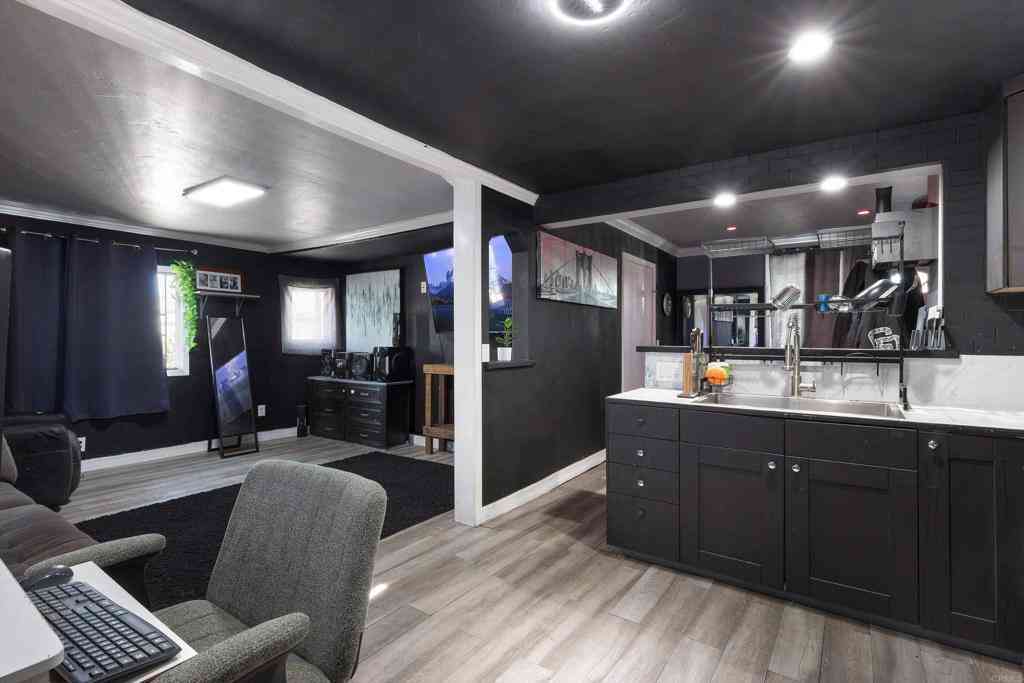 Mobile Home For Sale - 999 E Division St #B27<br/> National City, CA 91950
