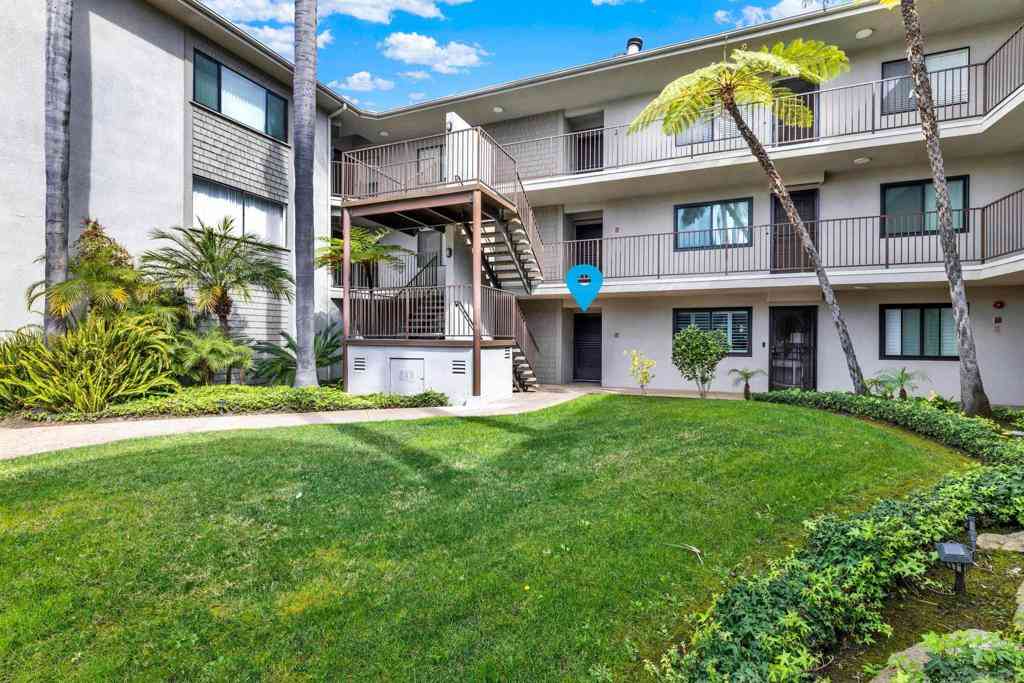 Condo For Sale - 5750 Friars Rd #109<br/> San Diego, CA 92110