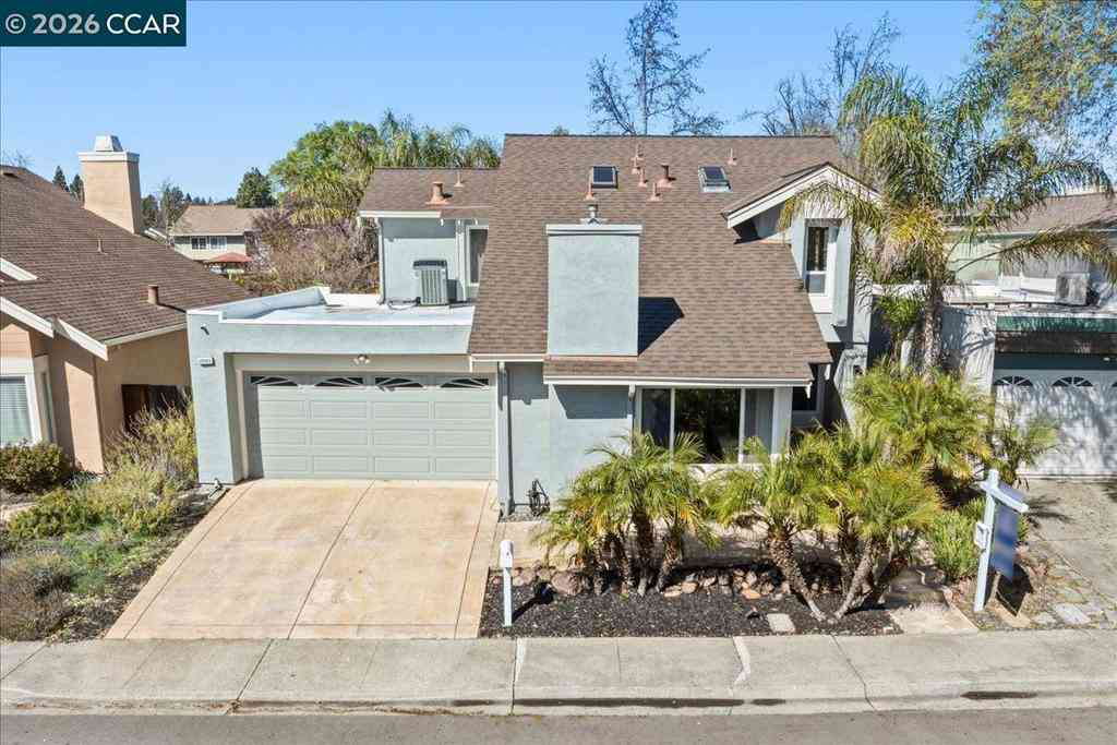 Homes For Sale - 10005 Foxboro Cir<br/> San Ramon, CA 94583