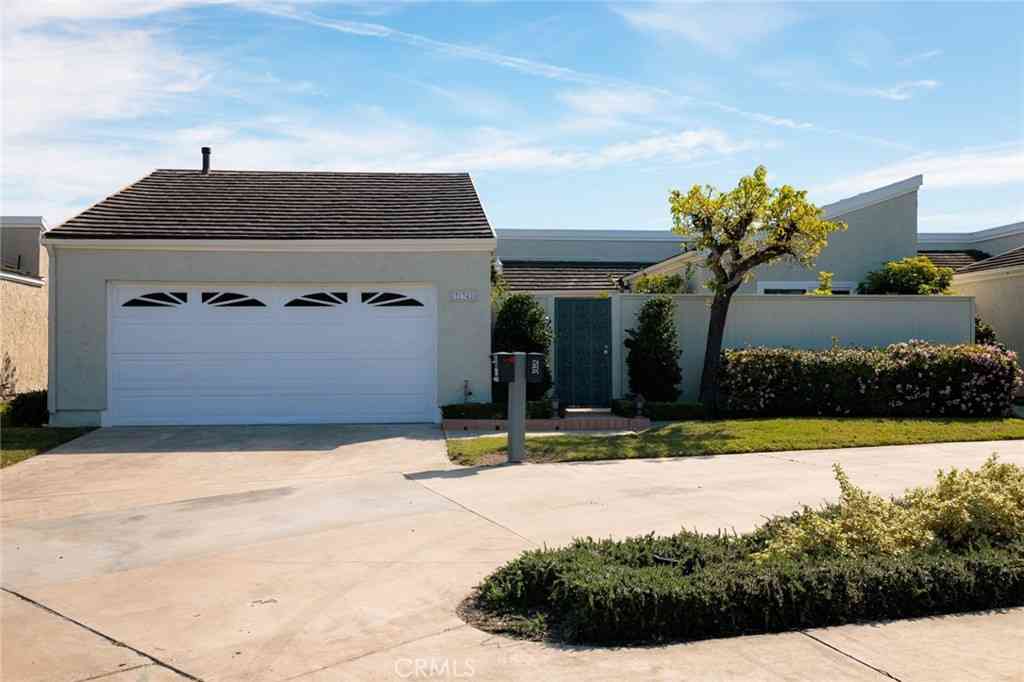 Homes For Sale - 31342 Cavallo Lane<br/> Laguna Niguel, CA 92677