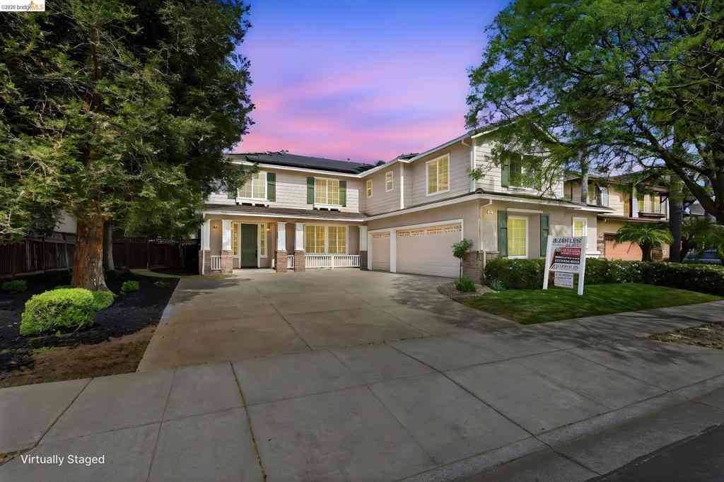 Homes For Sale - 1453 Empress Lane<br/> Brentwood, CA 94513