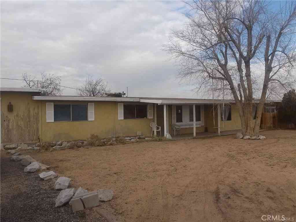 Homes For Rent - 21281 Park<br/> Hinkley, CA 92347