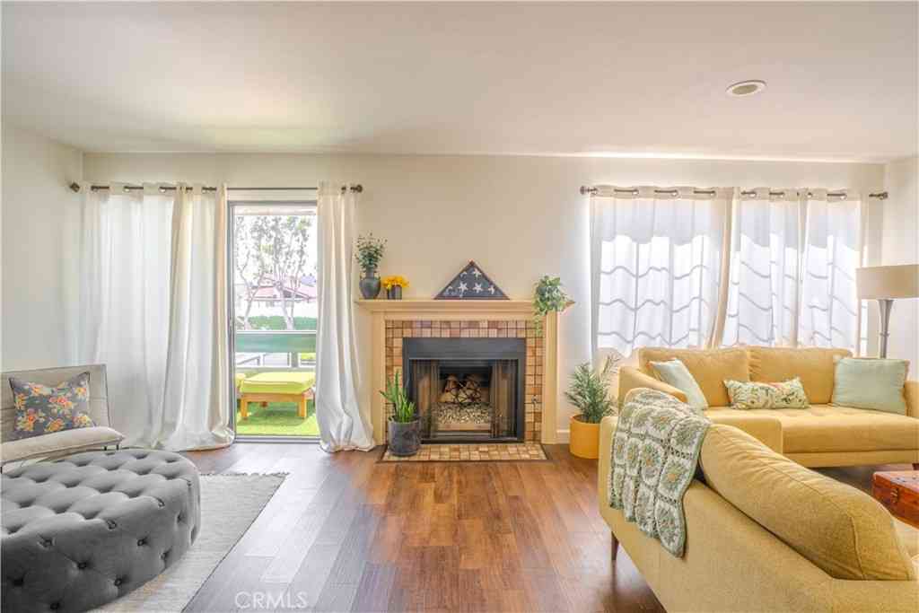 Condo For Sale - 1903 Temple Avenue #228<br/> Signal Hill, CA 90755