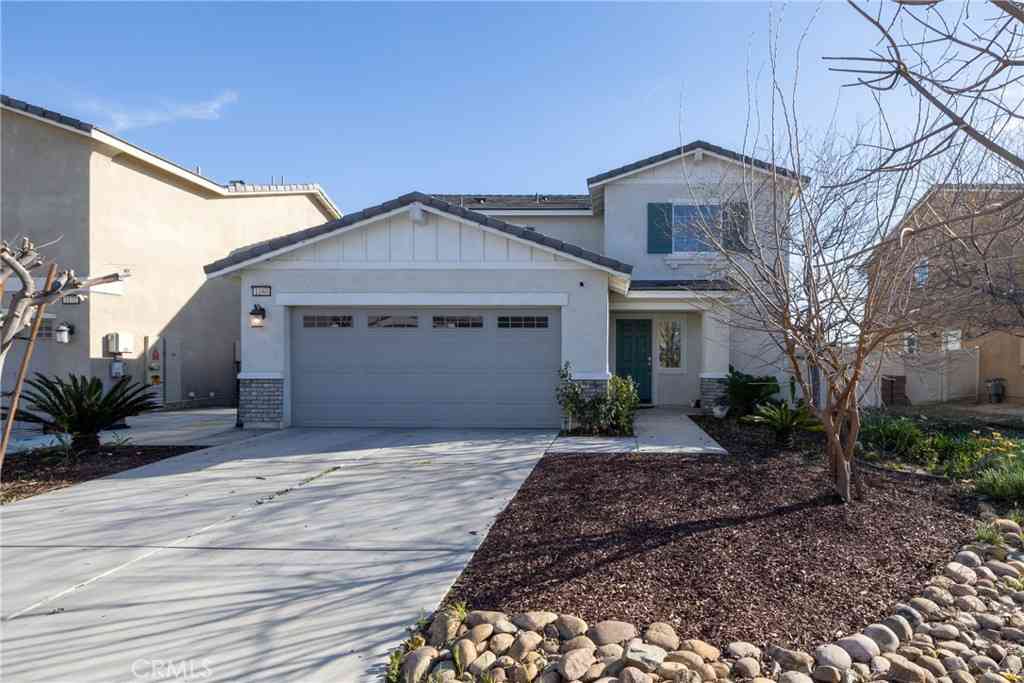 Homes For Sale - 1180 Vista Montana<br/> San Jacinto, CA 92582