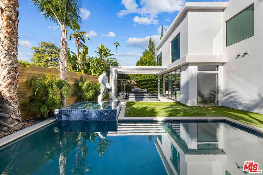 Homes For Rent - Residential Lease<br/> Encino, CA 91316