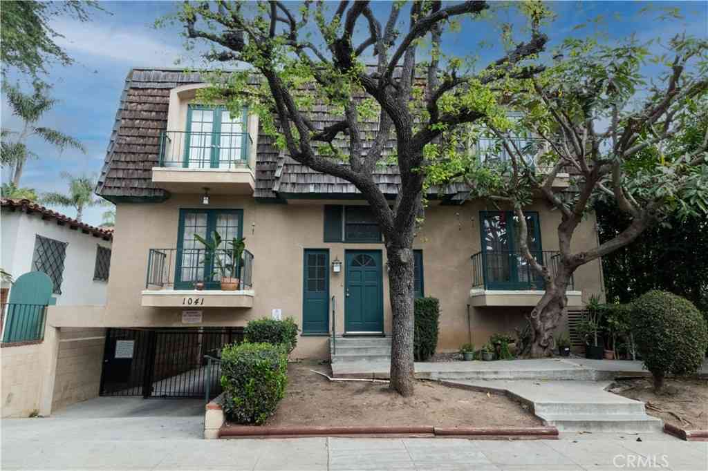 Homes For Sale - 1041 9th Street<br/> Santa Monica, CA 90403