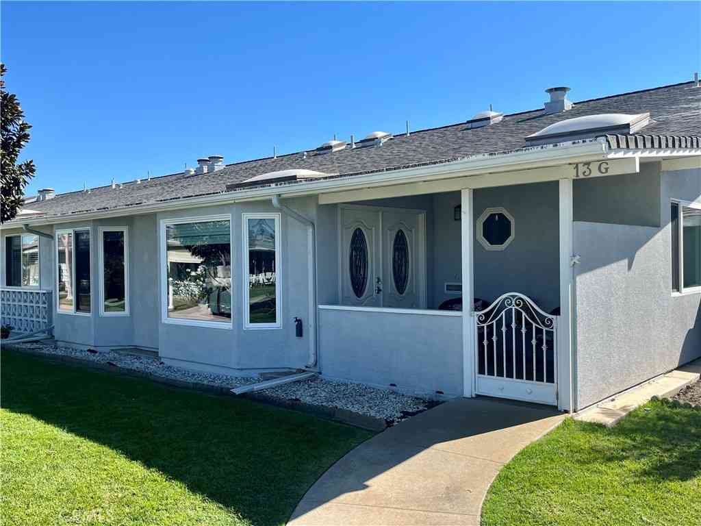 Homes For Sale - 13824 Fresh Meadow Ln., M3-13g<br/> Seal Beach, CA 90740