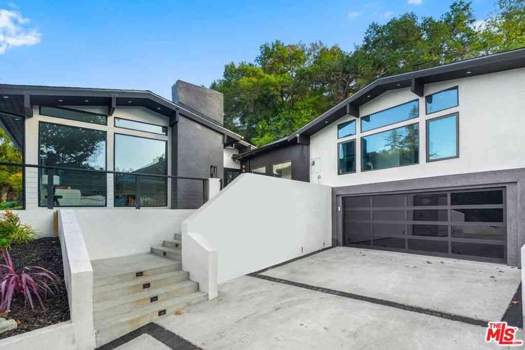 Homes For Sale - 3873 Royal Woods Drive<br/> Sherman Oaks, CA 91403