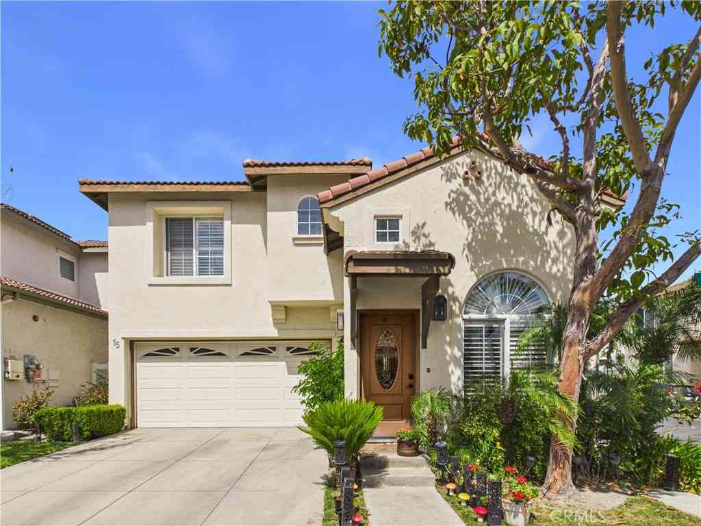 Condo For Sale - 15 Redwood Court<br/> Stanton, CA 90680
