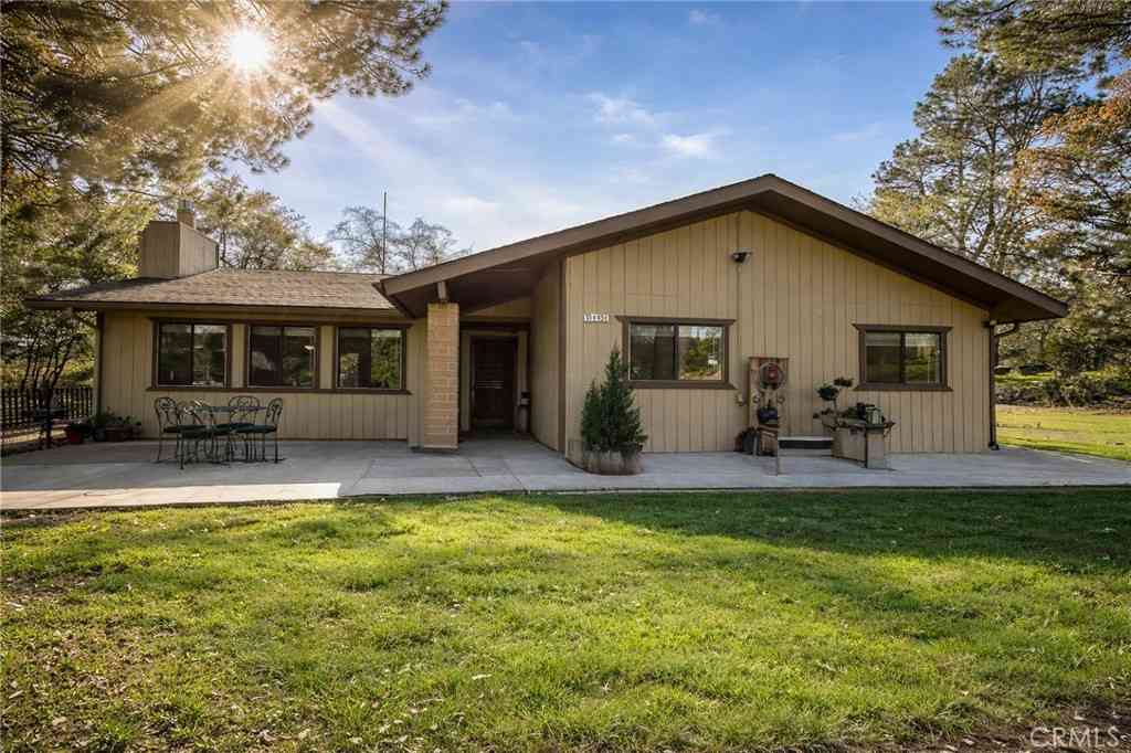 Homes For Sale - 30451 Horseshoe<br/> Coarsegold, CA 93614