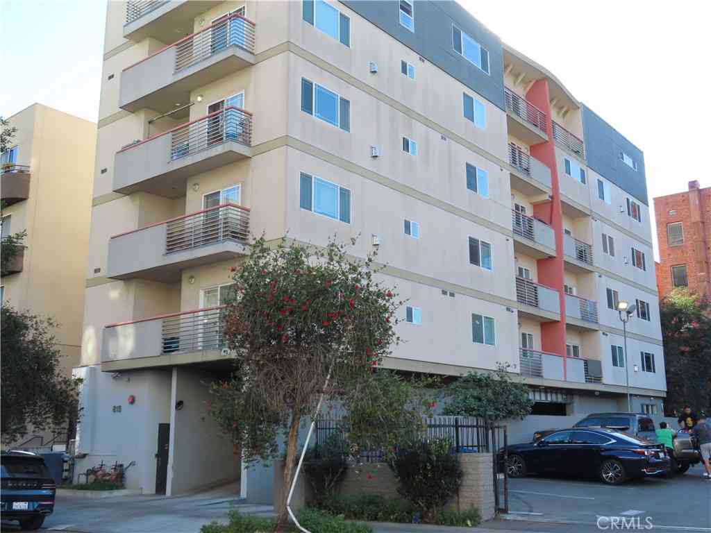 Condo For Sale - 815 S Harvard #302<br/> Los Angeles, CA 90005