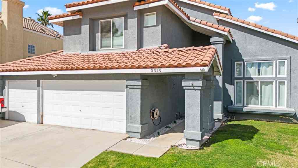 Homes For Sale - 3329 Montellano Avenue<br/> Palmdale, CA 93551