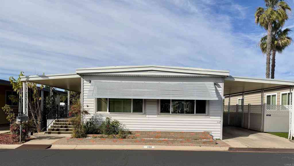 Mobile Home For Sale - 8301 Mission Gorge Road #138<br/> Santee, CA 92071