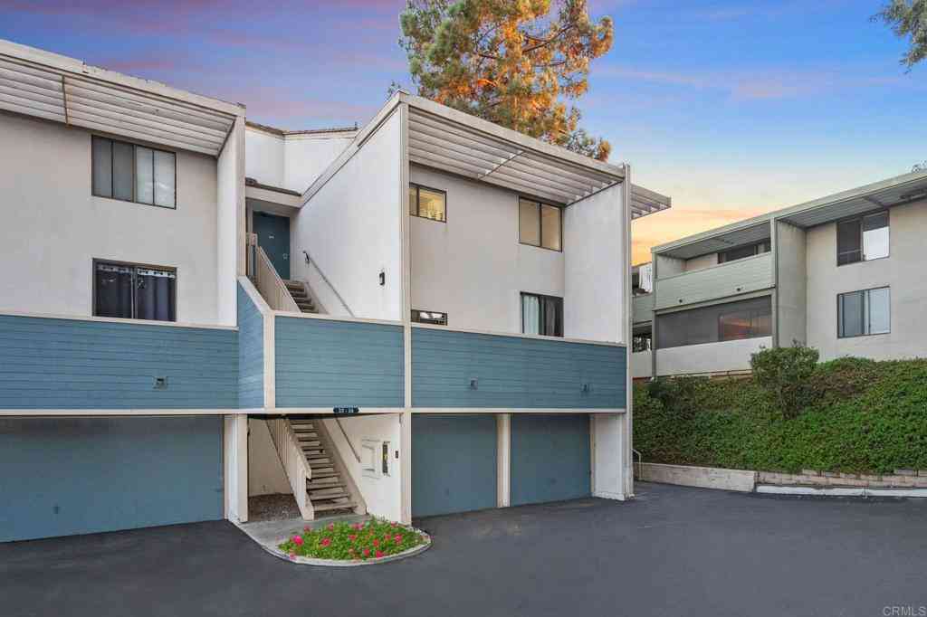 Condo For Sale - 6214 Agee Street #34<br/> San Diego, CA 92122