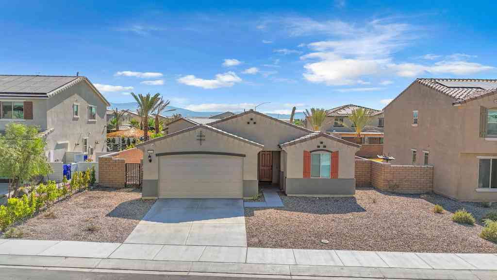 Homes For Sale - 53020 Torino Place<br/> Coachella, CA 92236
