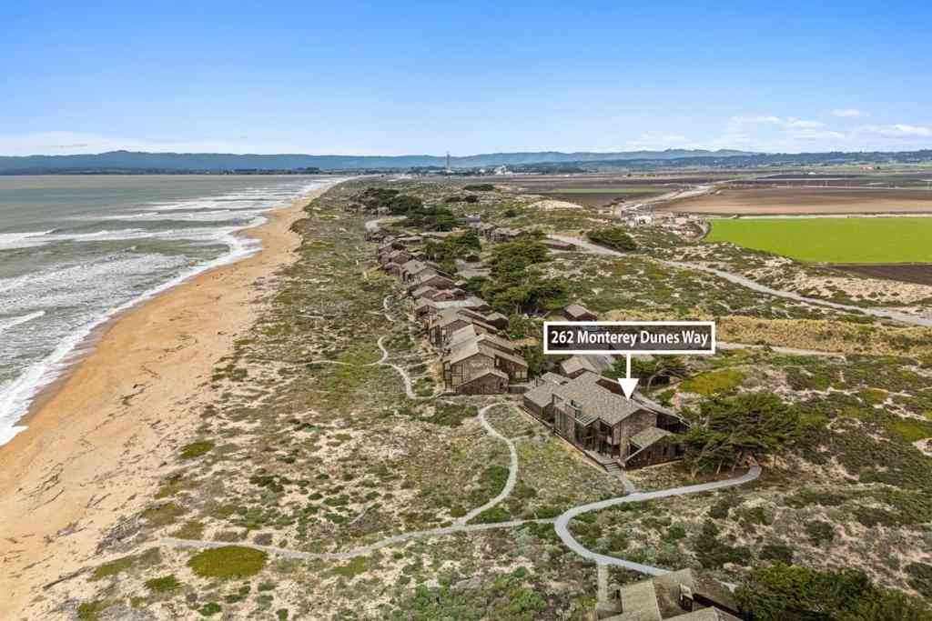 Townhouse For Sale - 262 Monterey Dunes Way<br/> Moss Landing, CA 95039