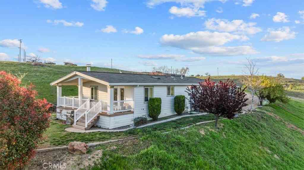 Mobile Home For Sale - 361 Knob Hill<br/> Oroville, CA 95966