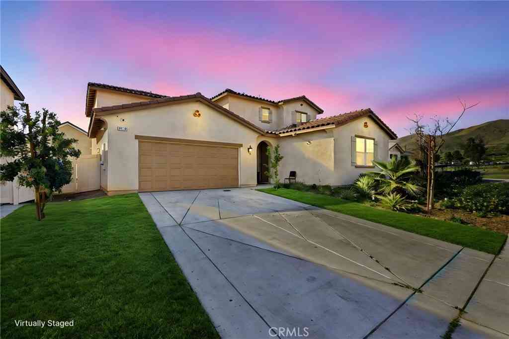 Homes For Sale - 8419 Brotchie<br/> Jurupa Valley, CA 92509