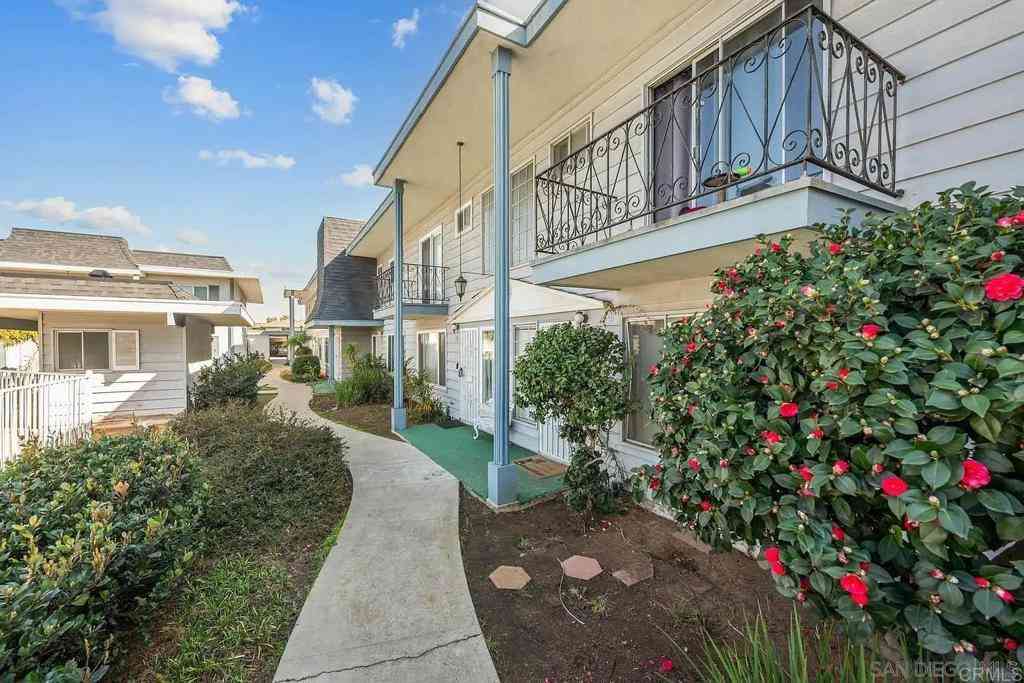Condo For Sale - 149 Fourth Av #17<br/> Chula Vista, CA 91910
