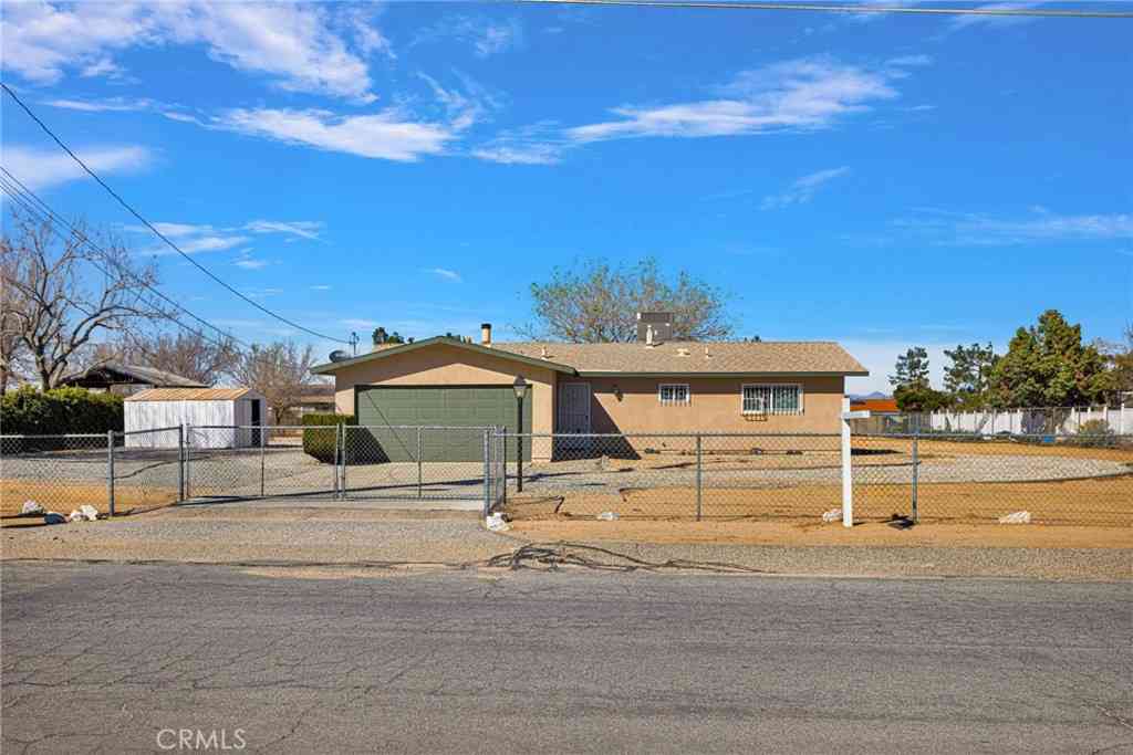 Homes For Sale - 16020 Lime<br/> Hesperia, CA 92345