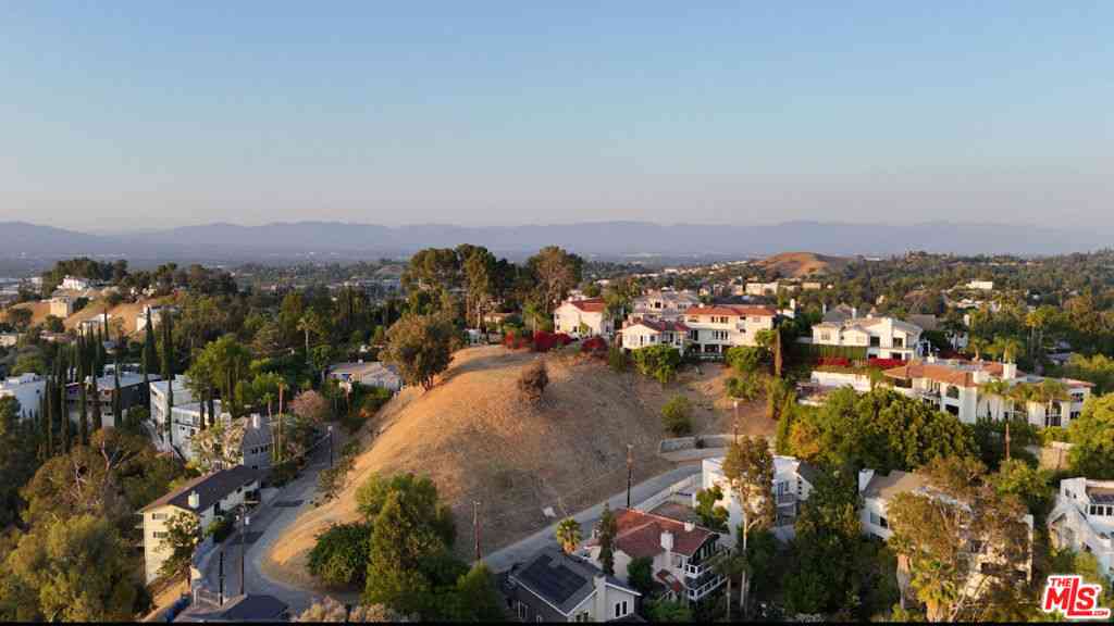 Vacant Land For Sale - Calatrana Drive<br/> Woodland Hills, CA 91364