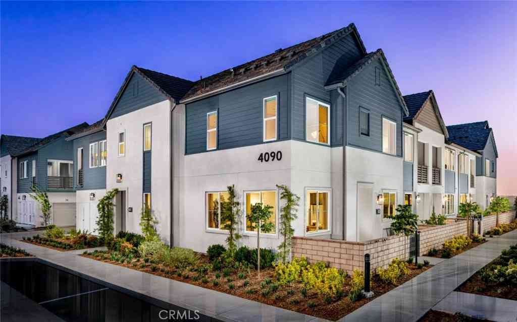 Condo For Sale - 4193 S S. Limecrest Paseo #55<br/> Ontario, CA 91761