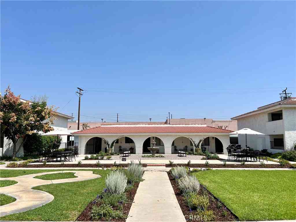 Apartment For Rent - 755 E Date<br/> Brea, CA 92821