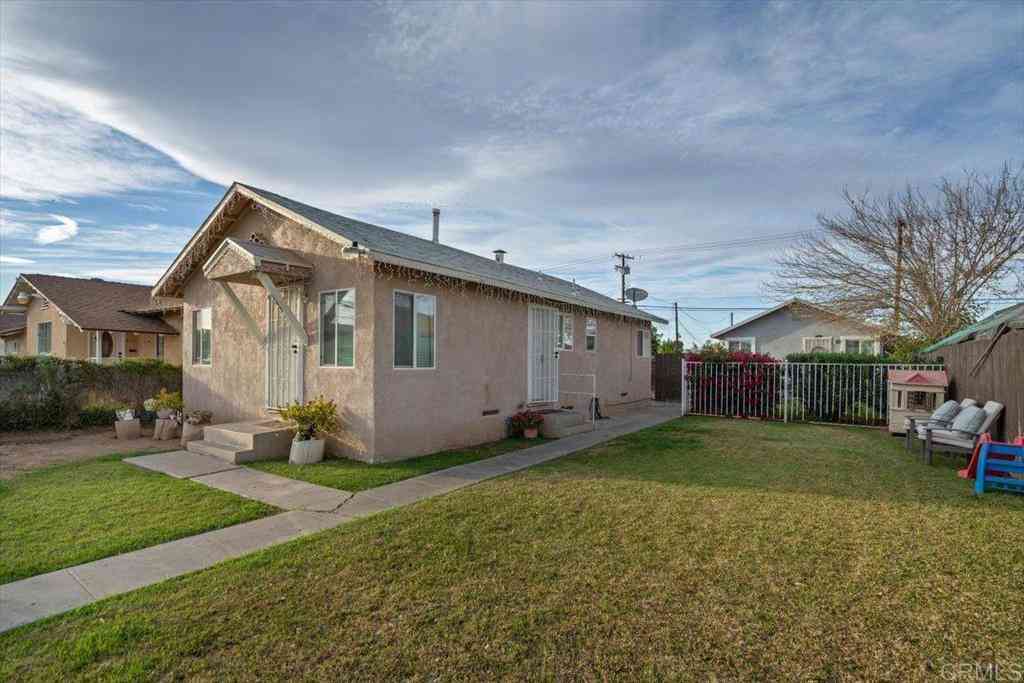 Multifamily For Sale - 347 E B Street<br/> Brawley, CA 92227