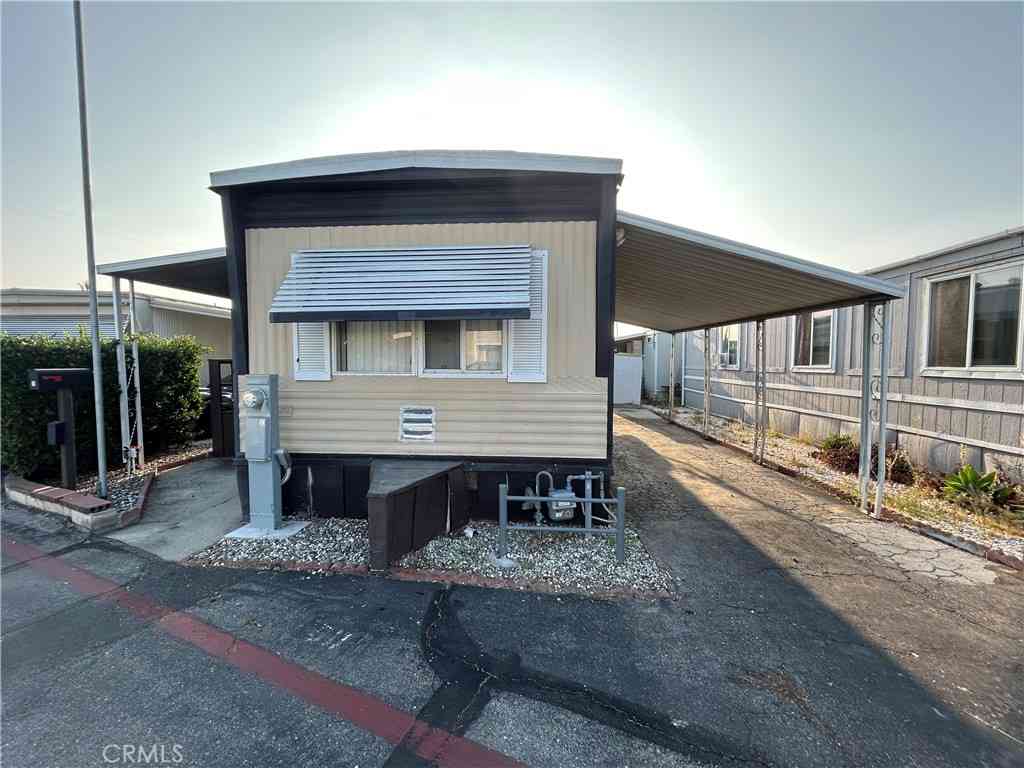 Mobile Home For Sale - 1045 N Azusa Ave. Spc 50<br/> Covina, CA 91722