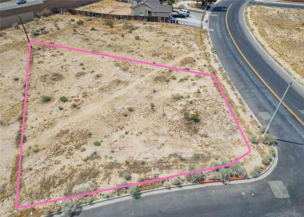 Vacant Land For Sale - 16125 Tawney Ridge Lane<br/> Victorville, CA 92394