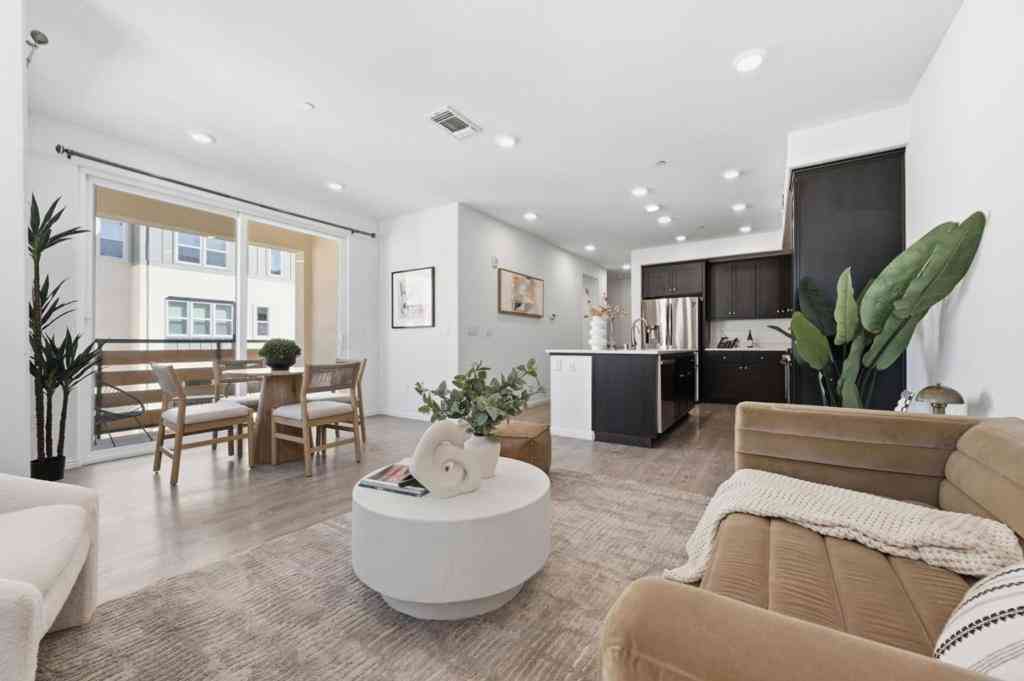 Townhouse For Sale - 688 Squire Avenue<br/> San Jose, CA 95133