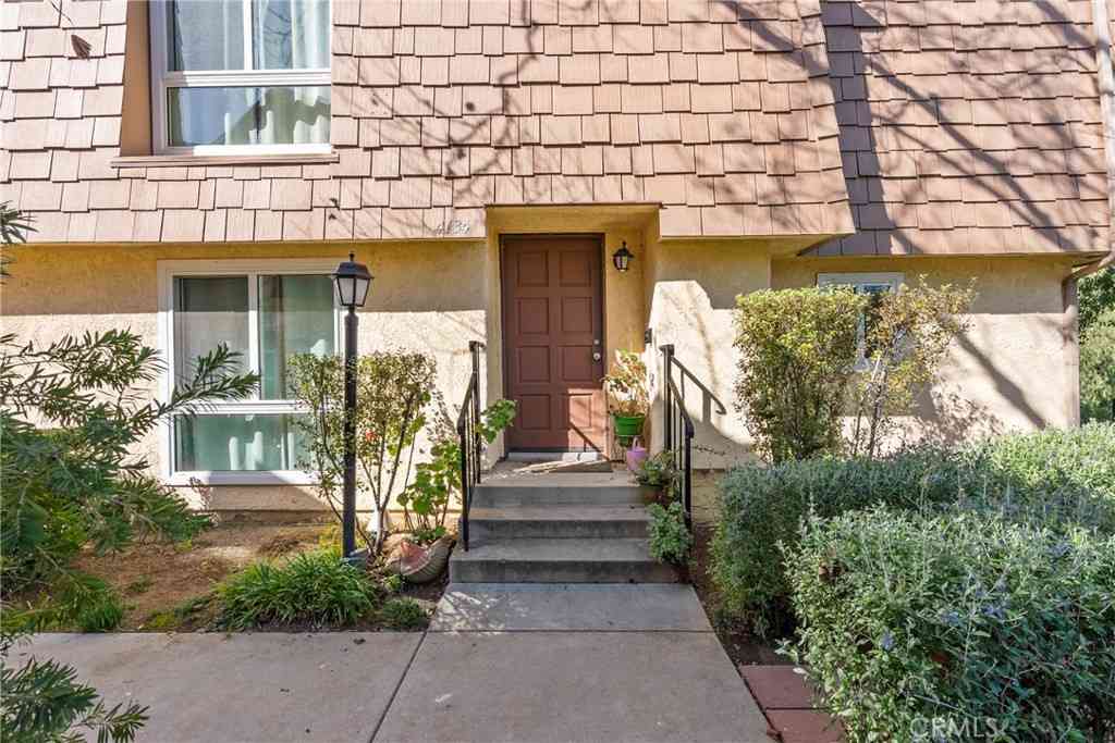 Condo For Rent - 4134 Yankee<br/> Agoura Hills, CA 91301