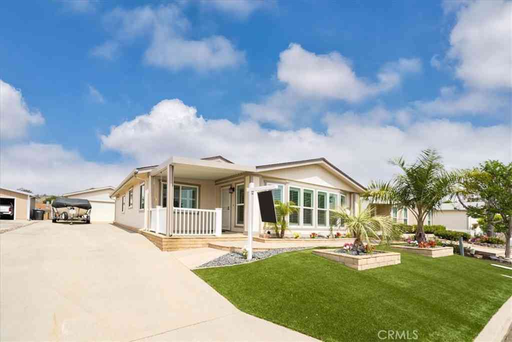 Mobile Home For Sale - 29150 Calle Cisne<br/> Murrieta, CA 92563