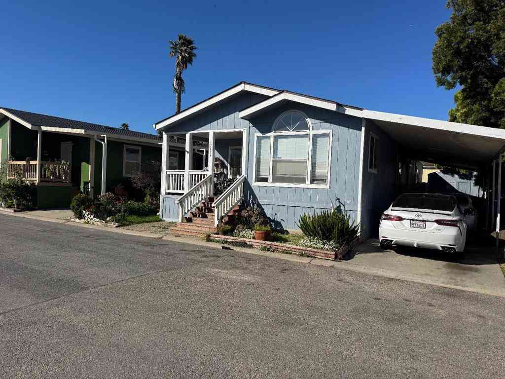 Mobile Home For Sale - 13424 Agua Caliente<br/> Castroville, CA 95012