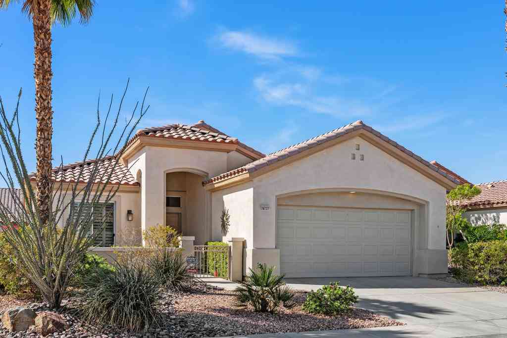 Homes For Sale - 78727 Stansbury Court<br/> Palm Desert, CA 92211
