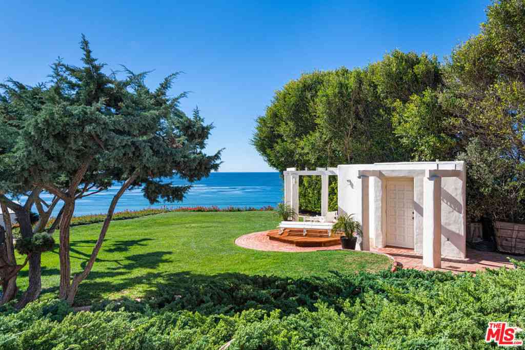 Homes For Rent - 33800 Pacific Coast Highway<br/> Malibu, CA 90265