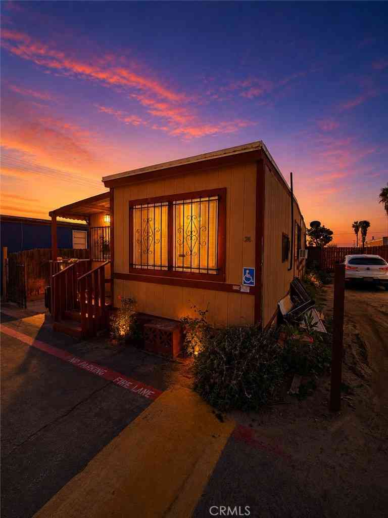 Mobile Home For Sale - 3319 Avalon #26 Street<br/> Riverside, CA 92509