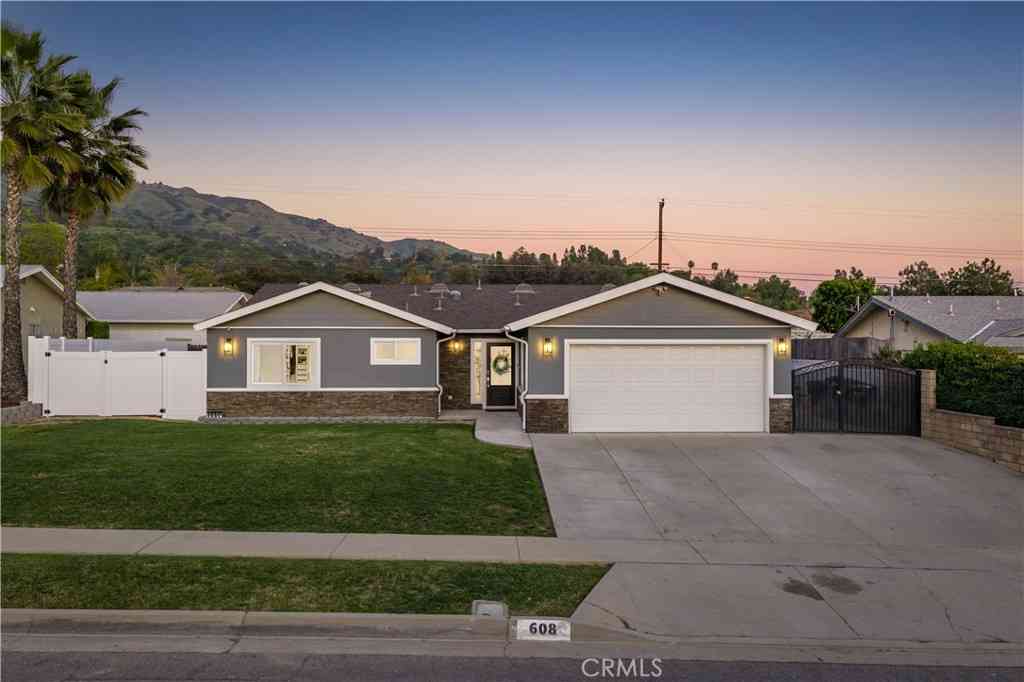 Homes For Sale - 608 Thornhurst Avenue<br/> Glendora, CA 91741