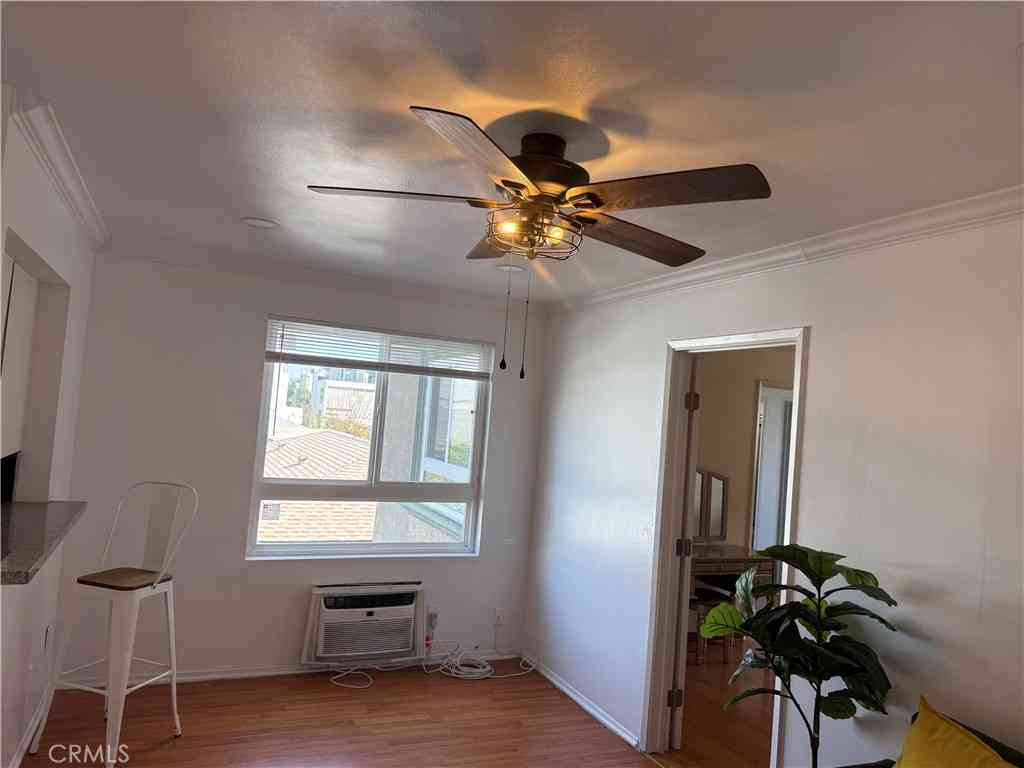 Apartment For Rent - 10900 Blix #14<br/> North Hollywood, CA 91602
