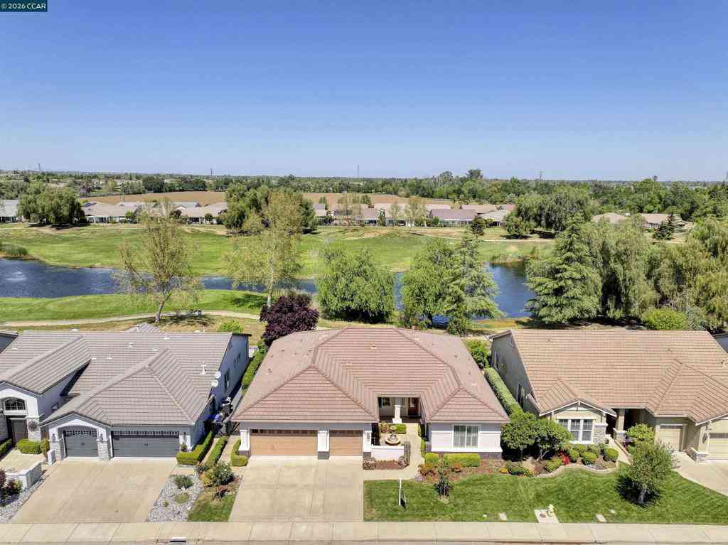 Homes For Sale - 1129 Jonagold Way<br/> Brentwood, CA 94513
