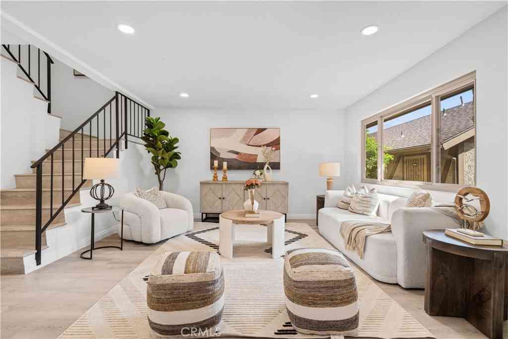 Condo For Sale - 313 S Almansor Street #9<br/> Alhambra, CA 91801