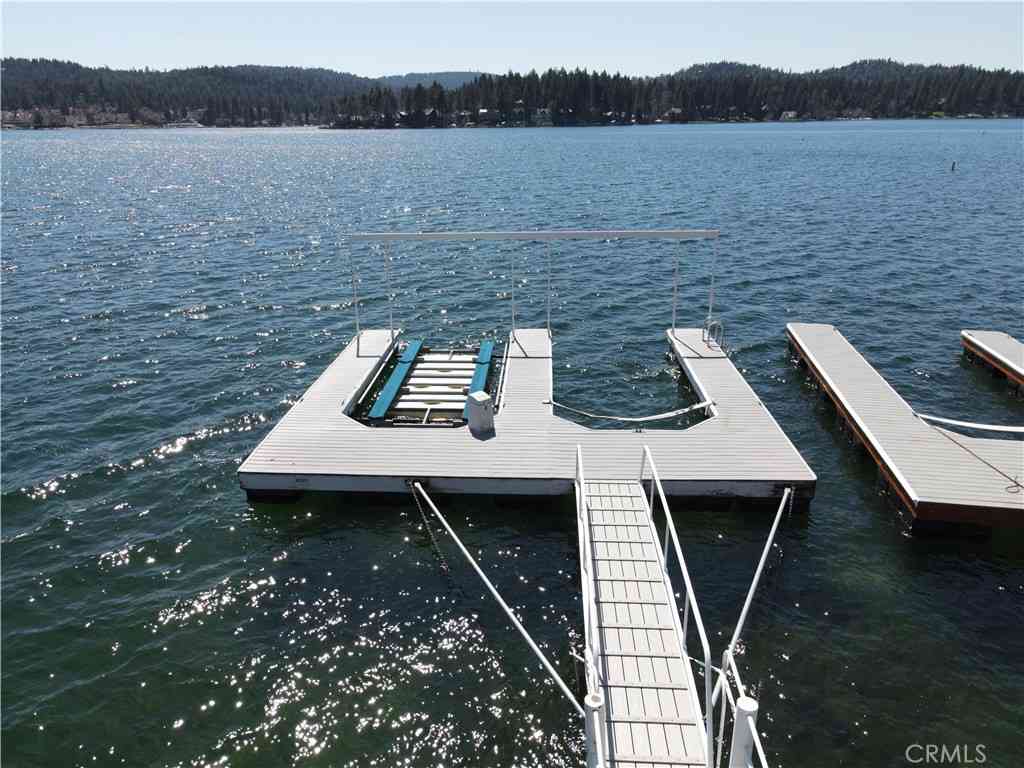 Homes For Sale - 295 Dock N 295 B<br/> Lake Arrowhead, CA 92352