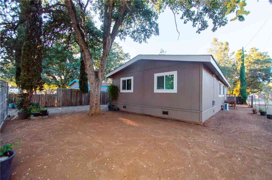 Mobile Home For Sale - 15894 35th Avenue<br/> Clearlake, CA 95422