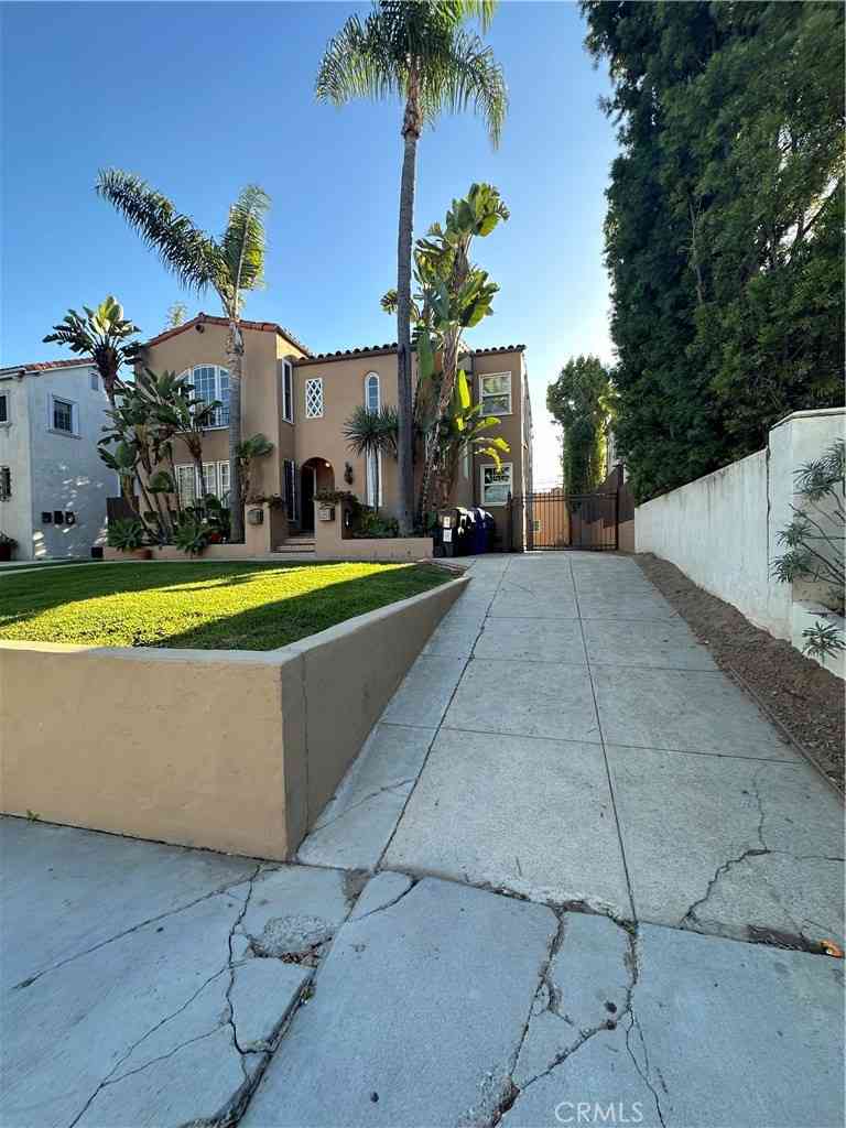 Multifamily For Rent - 1046 S Hudson Avenue<br/> Los Angeles, CA 90019