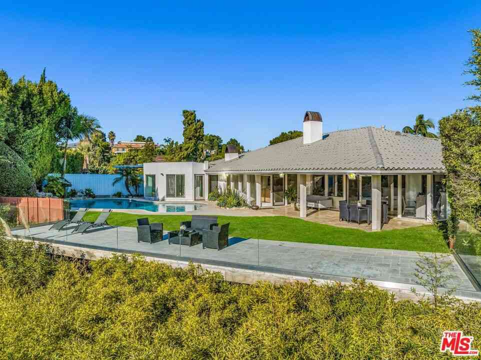 Homes For Rent - 2177 Summitridge Drive<br/> Beverly Hills, CA 90210