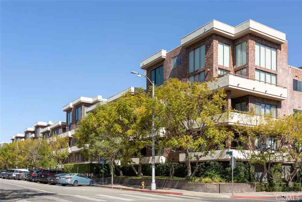 Condo For Rent - 1880 Veteran Avenue<br/> Los Angeles, CA 90025