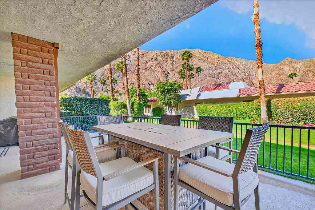 Homes For Rent - 77825 Cottonwood<br/> Indian Wells, CA 92210